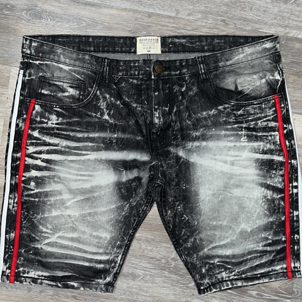 Dash Denim acid wash black gray white stripe sides red white 44 waist NWOT